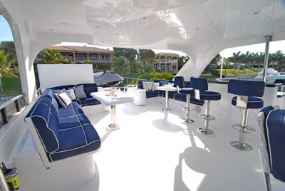 Yacht Acquaviva flybridge