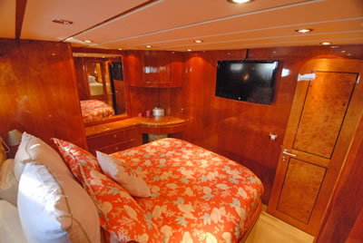 Yacht Acquaviva VIP stateroom