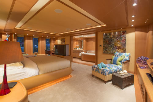 yacht Capricorn master stateroom