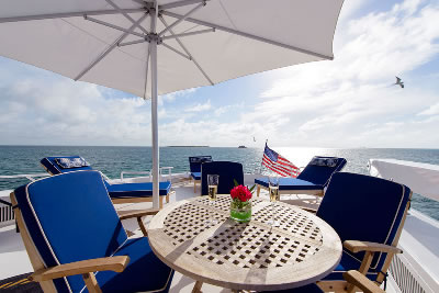 Easy Rider sundeck table