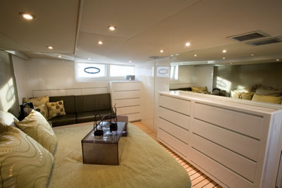 Yacht First Home VIP stateroom