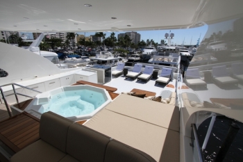 Gigi II upper deck with jacuzzi