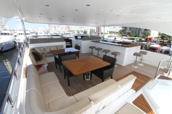 Gigi II upper deck seating