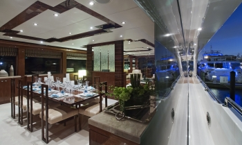 Gigi II dining