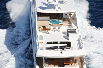 Gigi II upper deck