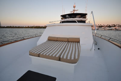 Yacht Golden Girl foredeck