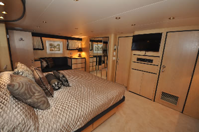 Yacht Golden Girl mastre stateroom