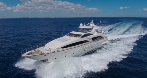 Yacht Happy Hour