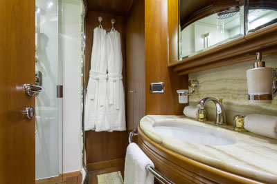 Happy Hour guest bathroom