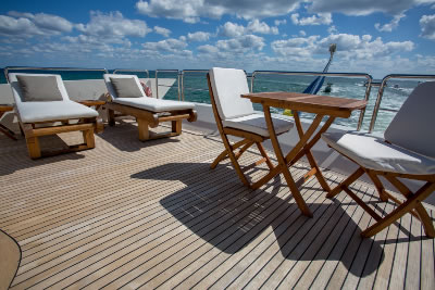 Happy Hour lounge area