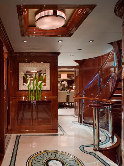 Match Point foyer