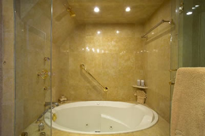 Namoh jacuzzi shower