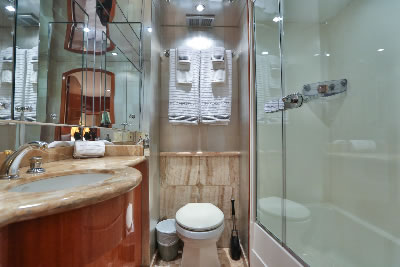 No Complaints guest bathroom