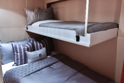 No Complaints guest stateroom with Pullman