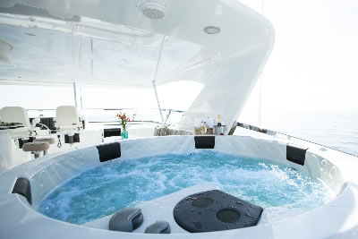 No Complaints jacuzzi
