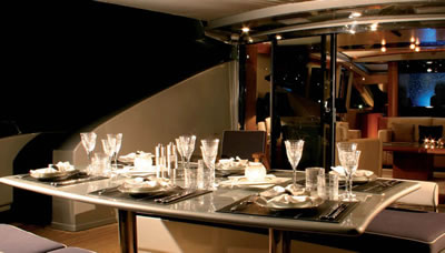 Yacht RD aft deck aldresco dining