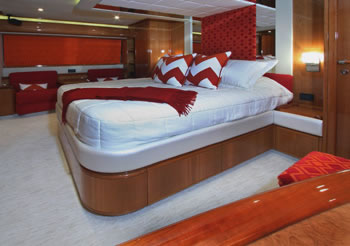 Sioux Empress flybridge