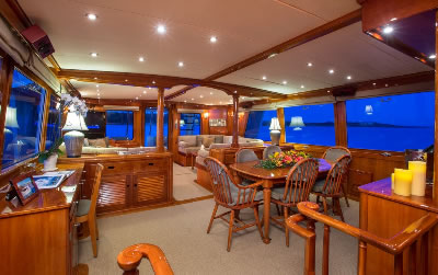 Yacht Tumblehome salon and dining 