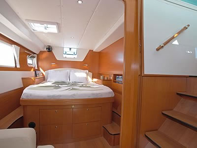 Whispers guest cabin