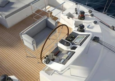 Amura II flybridge