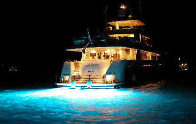 Arioso at night