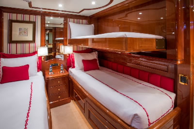 Camarina Royale twin cabin