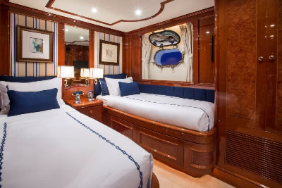 Camarina Royale twin cabin