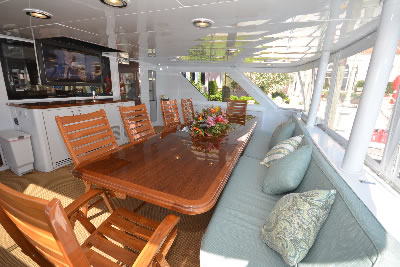 Good Times aft deck