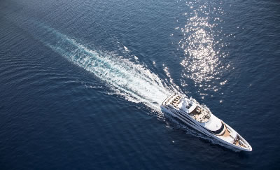 Yacht Illusion V cruising
