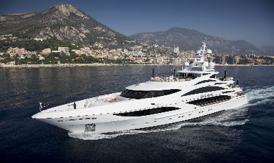 Yacht Illusion V profile