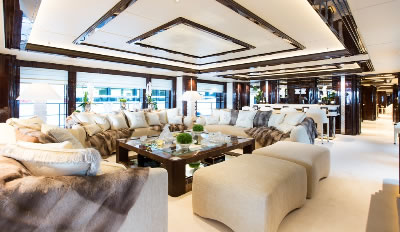 Yacht Illusion V salon