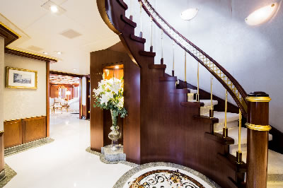 My Seanna main foyer