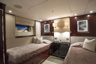 Polly twin stateroom